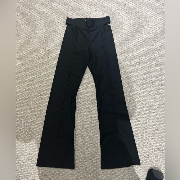 Zara pants cut out on the sides size large - Picture 1 of 4